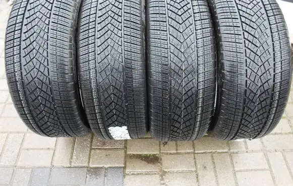 BMW iX R21 winter tire 