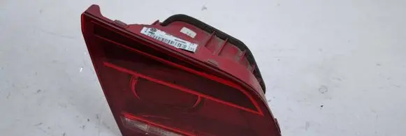 Volkswagen PASSAT B7 Tailgate rear/tail lights 3AE945093K