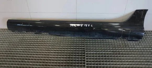 Mercedes-Benz SLK R172 Front sill (body part) 