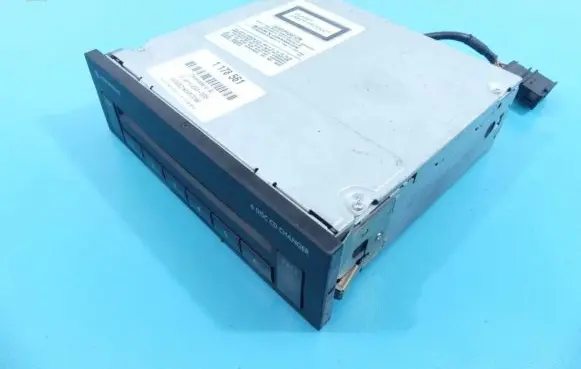 Volkswagen Golf V CD/DVD changer IMPRK1178561