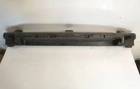 Front bumper foam support bar