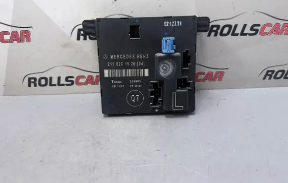 Mercedes-Benz E W211 Door control unit/module 2118201526 356805