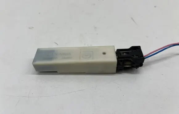 Mazda 3 Keyless system antenna KD47676NXA