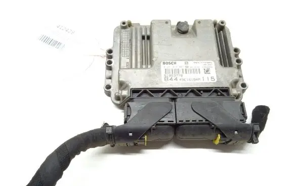 Lancia Delta Engine control unit/module ECU 0281015807