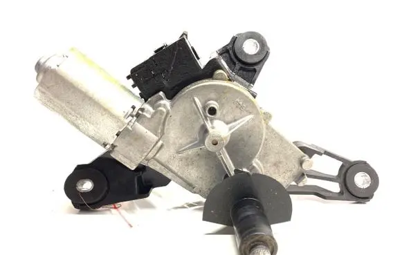Toyota Yaris Rear window wiper motor 