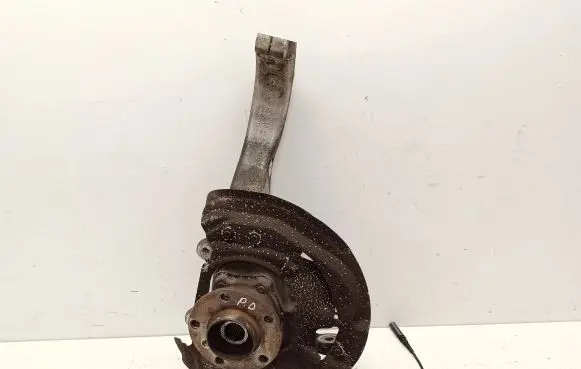 Front wheel hub spindle knuckle