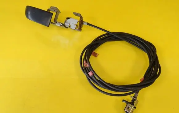 Mazda 323 Fuel cap flap release cable 