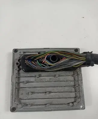 Ford Focus Engine control unit/module 7M5112A650AZA S118944201A