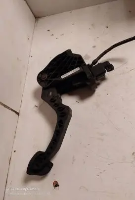 Clutch pedal