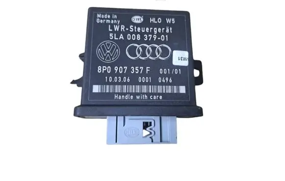 Audi A3 S3 8P Light module LCM 8P0907357F