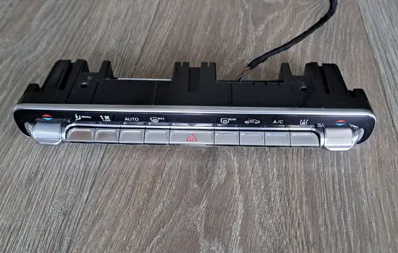 Mercedes-Benz EQA Interior fan control switch A2479057003
