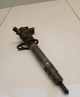Volvo S60 Fuel injector 30750283 9070 9445110