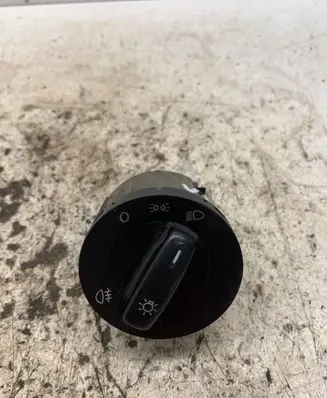 Volkswagen PASSAT B6 Light switch 1K0941431AH