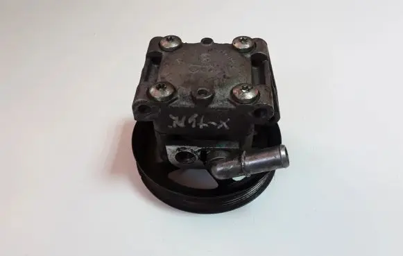 Jaguar X-Type Power steering pump 1X433A696AB