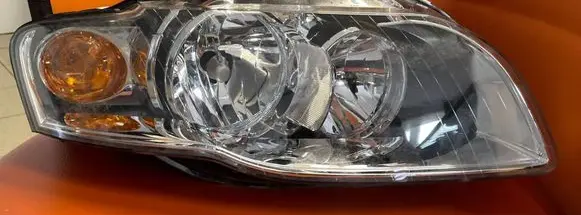 Audi A4 S4 B7 8E 8H Headlight/headlamp