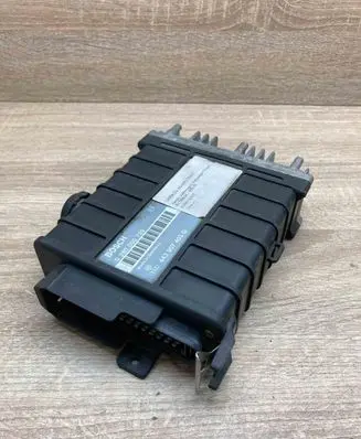 Volkswagen PASSAT B3 Engine control unit/module ECU 443907403G 0280000739 Used