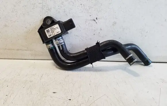 Citroen C5 Aircross Exhaust gas pressure sensor 9812047080