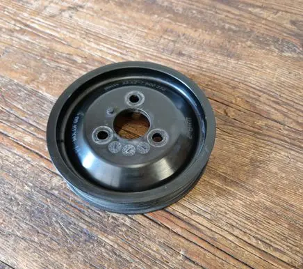 BMW 3 E90 E91 Power steering pump pulley 32427500335 7500335
