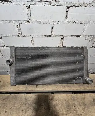 BMW 5 F10 F11 Coolant radiator 8509177 X0010001