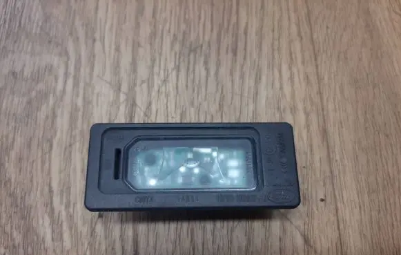 Land Rover Discovery 5 Number plate light HY3213B627AB
