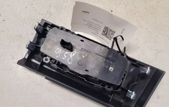 BMW 1 F20 F21 Light switch 6131926530504