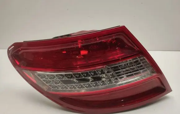 Mercedes-Benz C W204 Rear/tail lights A2048202164