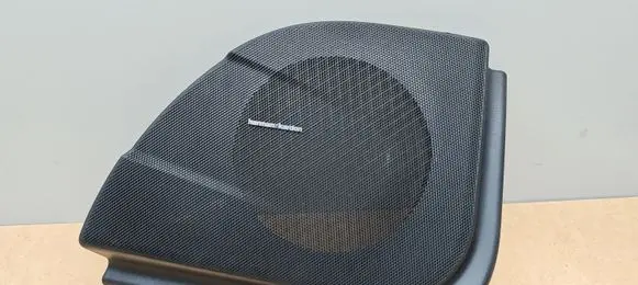 Mercedes-Benz CLS C219 Front door speaker cover trim A2197270388
