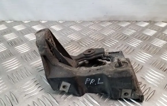 Audi A6 S6 C5 4B Front bumper mounting bracket