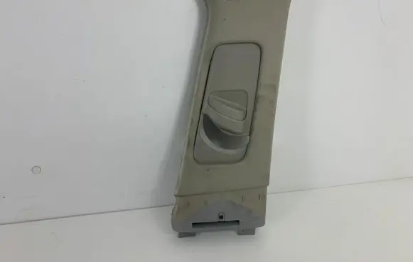 Toyota Avensis T270 (B) pillar trim (top) 6241005030