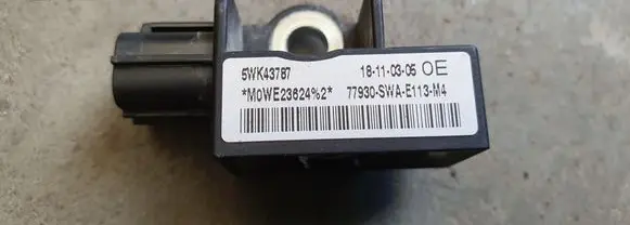 Honda CR-V Airbag deployment crash/impact sensor 77930SWAE113M4