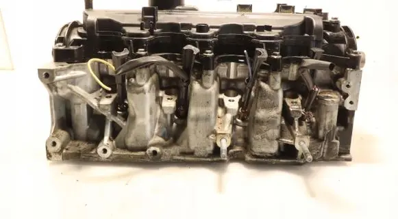 Nissan Note (E11) Engine head 110421067R