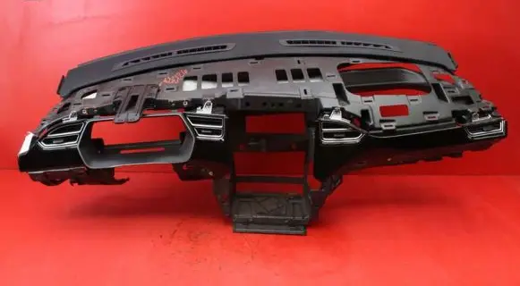 Tesla Model S Dashboard 1017047-00-B