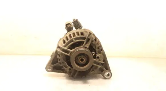 Toyota Avensis T250 Generator/alternator 0124325079