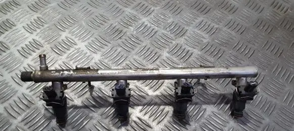 Mercedes-Benz A W168 Fuel main line pipe 0280151036 VDO96610001