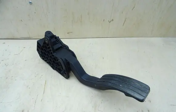 Renault Laguna III Accelerator throttle pedal