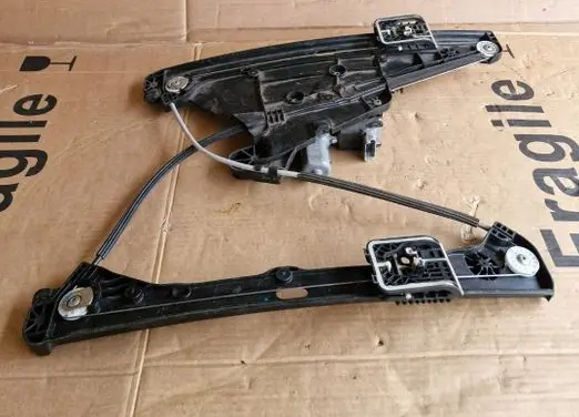 Opel Corsa F Front door electric window regulator 156173911