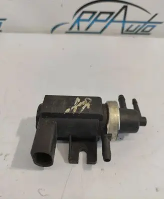 Volkswagen PASSAT B7 Turbo solenoid valve 1H0906627
