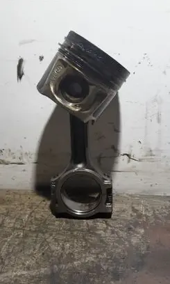 Renault Trafic III (X82) Piston 080340