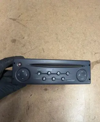 Renault Laguna II Radio/CD/DVD/GPS head unit 8200002607