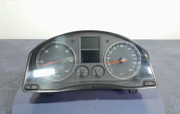 Volkswagen Golf V Speedometer (instrument cluster) 1K0920852J