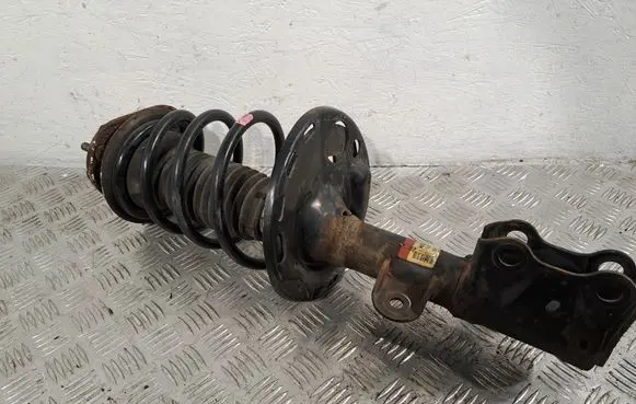Toyota Avensis T270 Front shock absorber with coil spring 4852009N21 4852005331