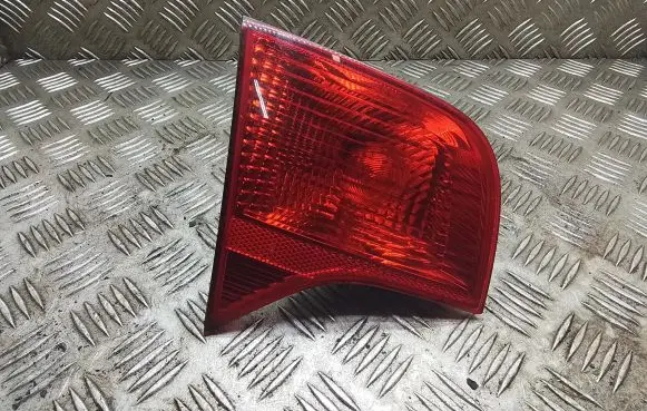 Audi A4 S4 B7 8E 8H Tailgate rear/tail lights 8E5945093A