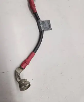 BMW 5 E39 Positive cable (battery) 759008Z3 2247665 E0265L0