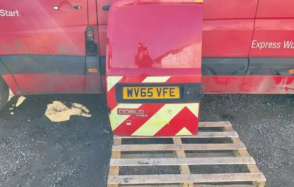 Fiat Doblo Rear door