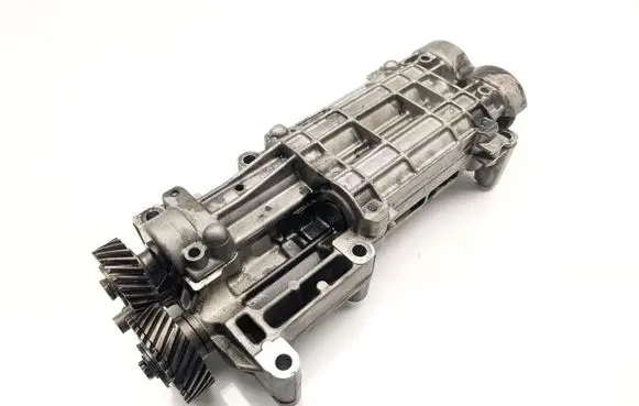Nissan Navara Oil pump balance shaft 