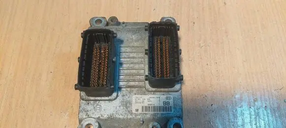 Opel Astra H Engine control unit/module ECU 0261208396 55558787