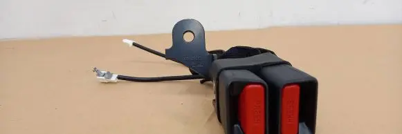 Renault Kadjar Middle seatbelt buckle (rear) 3096465AA 3095878AA