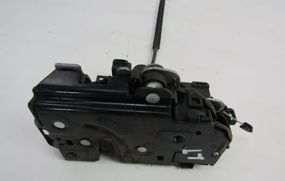 Skoda Fabia Mk2 (5J) Rear door lock 3B4839015AK