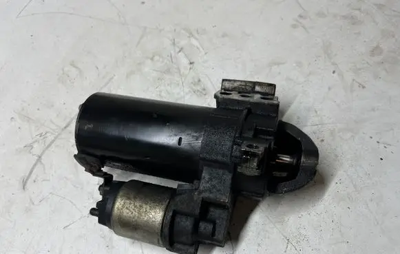 BMW X6 E71 Starter motor 7801203 0001115069