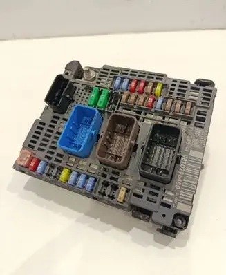 Peugeot 508 BSM Control unit 9810296480 35205459 BSM70601
